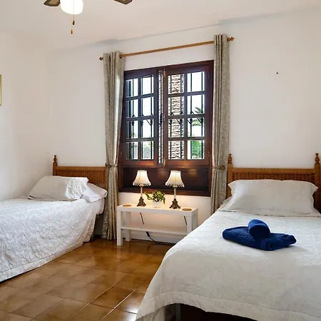 아파트 Puerto Chico B 플라야블랑카