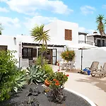 Puerto Chico B Apartment