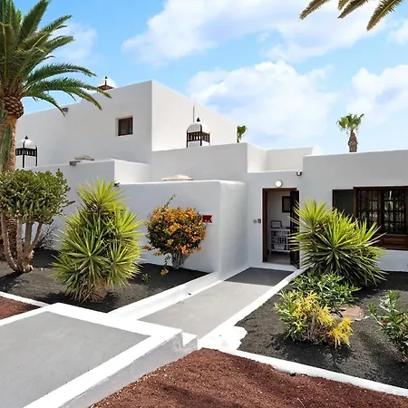 Апартаменты Puerto Chico B