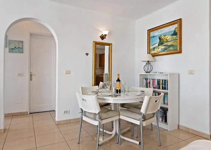 Puerto Chico B Апартаменты