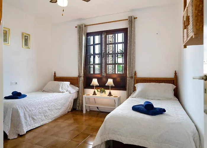 Апартаменты Puerto Chico B Коста Бланка